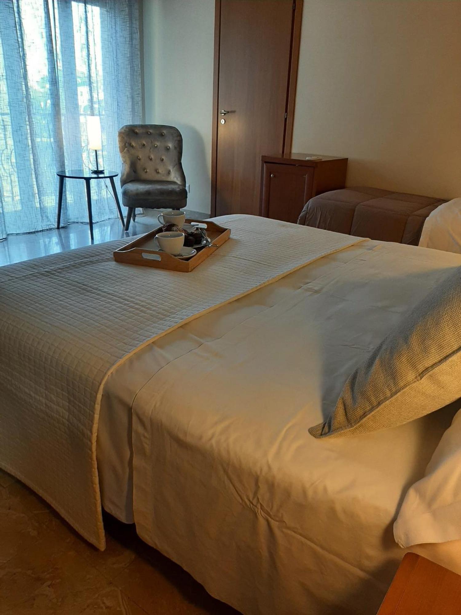 Baaria Porto Rooms Milazzo Esterno foto